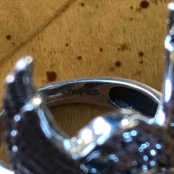 Natural White Buffalo Sterling Silver Eagle Ring Size 6 - Picture 6 of 9